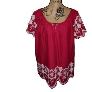 Essentials Plus Size 1X Embroidered Floral Design Short Sleeve Cozycore Comfy